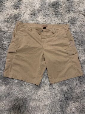 5.11 Tactical Ripstop Cargo Shorts Khaki Tan Men’s Size 42 Utility